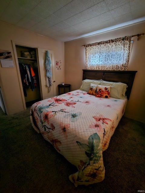 Tiny photo for 332 Monroe Avenue, Peru, IN 46970 (MLS # 202637638)