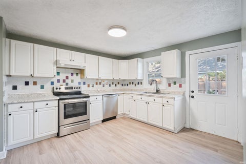 Tiny photo for 1410 N Leeds Street, Kokomo, IN 46901 (MLS # 202643904)