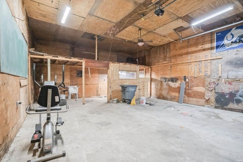 Tiny photo for 1410 N Leeds Street, Kokomo, IN 46901 (MLS # 202643904)