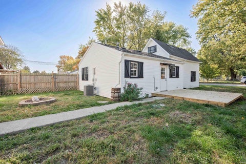 Tiny photo for 1410 N Leeds Street, Kokomo, IN 46901 (MLS # 202643904)