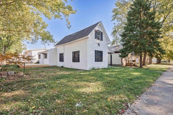 1410 N LEEDS ST, KOKOMO, IN 46901 - Image 285b7ac17f24223cfbfa1d9593b511dd/3938935144