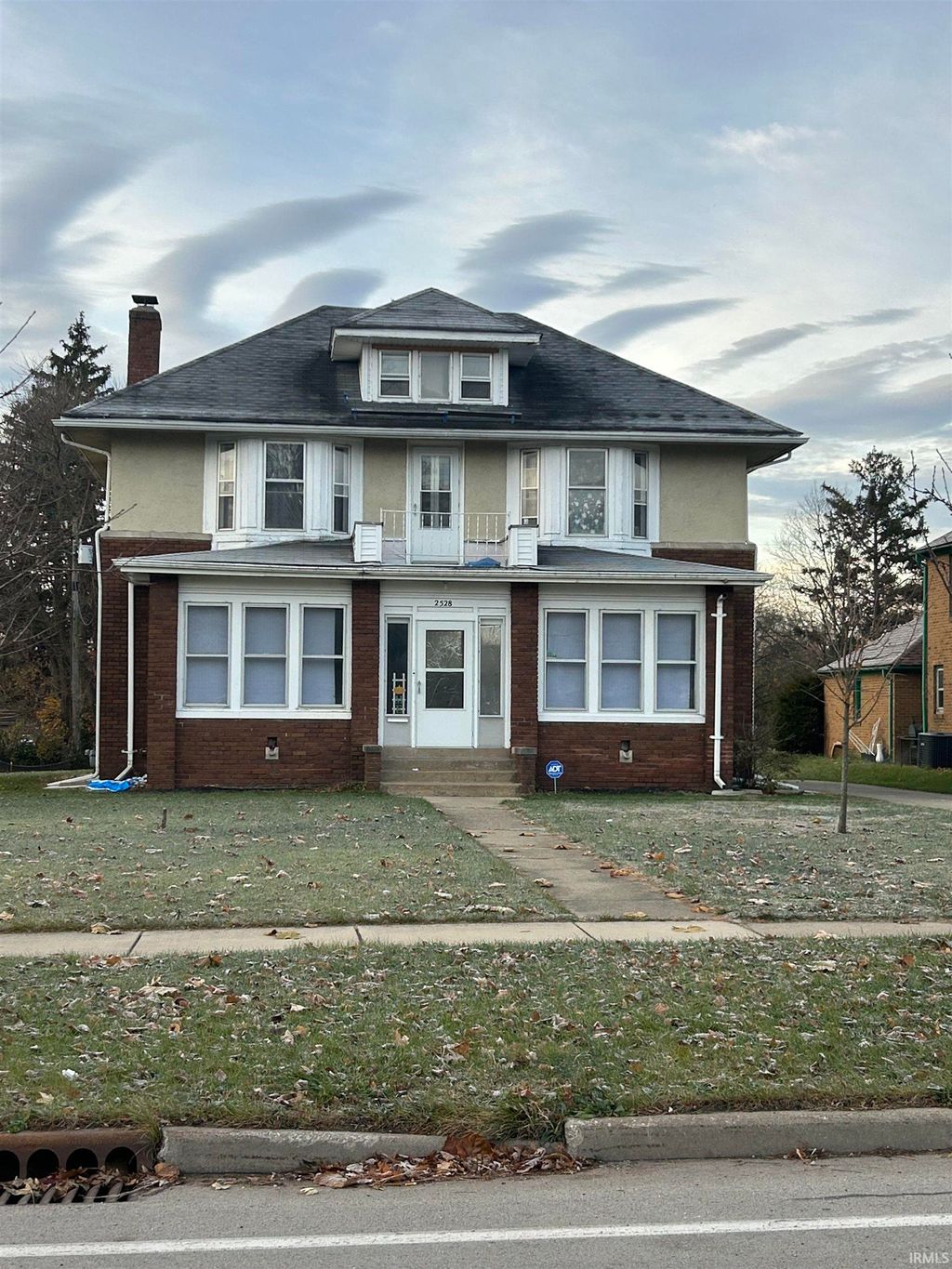 Photo of 2528 Lincoln Way, South Bend, IN 46628 (MLS # 202547265)