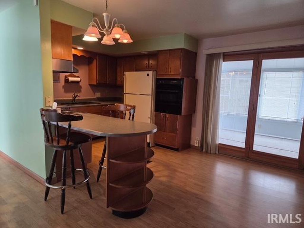 Photo of 116 E Stephenson Street, Marion, IN 46052 (MLS # 202548017)