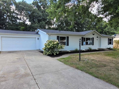 Tiny photo for 30800 Oaksprings Drive, Granger, IN 46530 (MLS # 202634554)