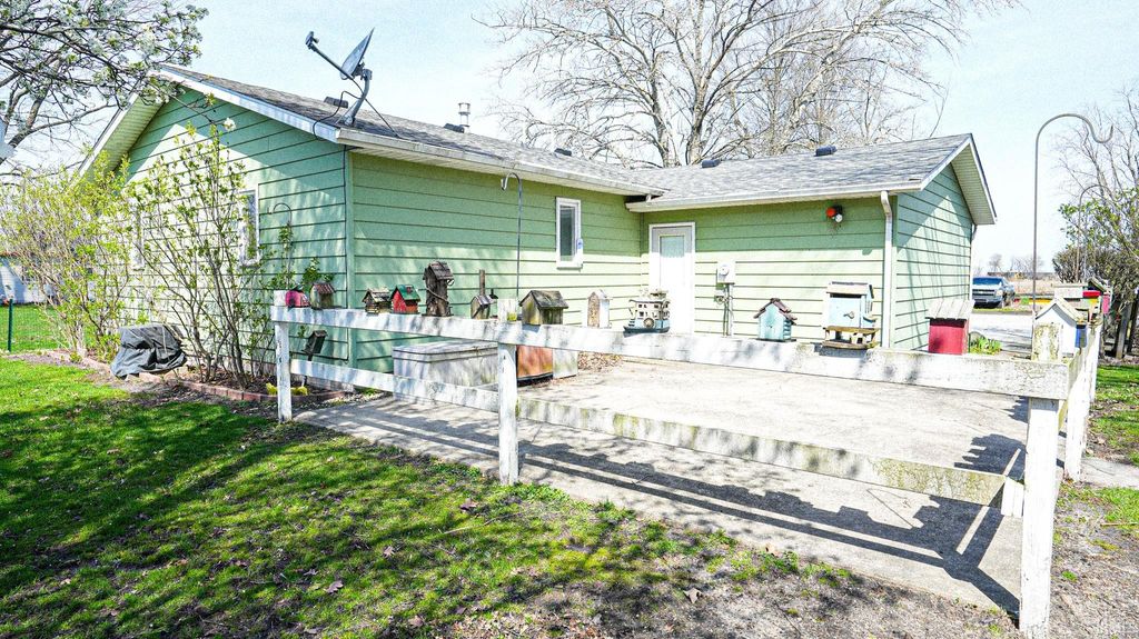 Photo of 414 E Dominic Street, LaCrosse, IN 46348 (MLS # 202613030)