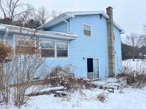 Tiny photo for 3133 River Drive, Rochester, IN 46975 (MLS # 202601472)