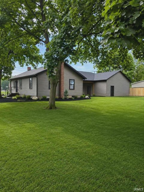 Tiny photo for 18867 5th Street, New Paris, IN 46553 (MLS # 202622464)