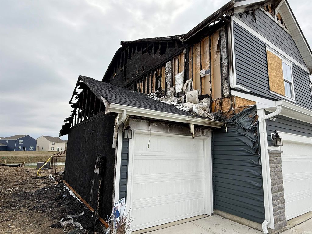 Photo of 7409 Deerberg Drive, Indianapolis, IN 46259 (MLS # 202610515)