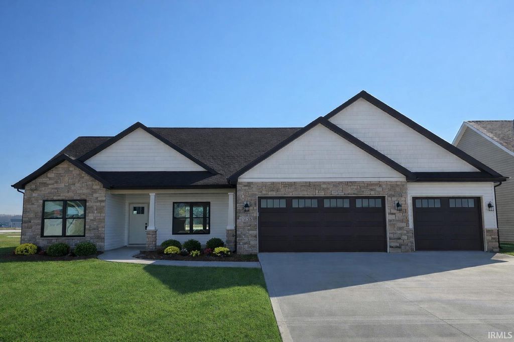 Photo of 5253 Fair Creek Run, Fort Wayne, IN 46818 (MLS # 202604729)