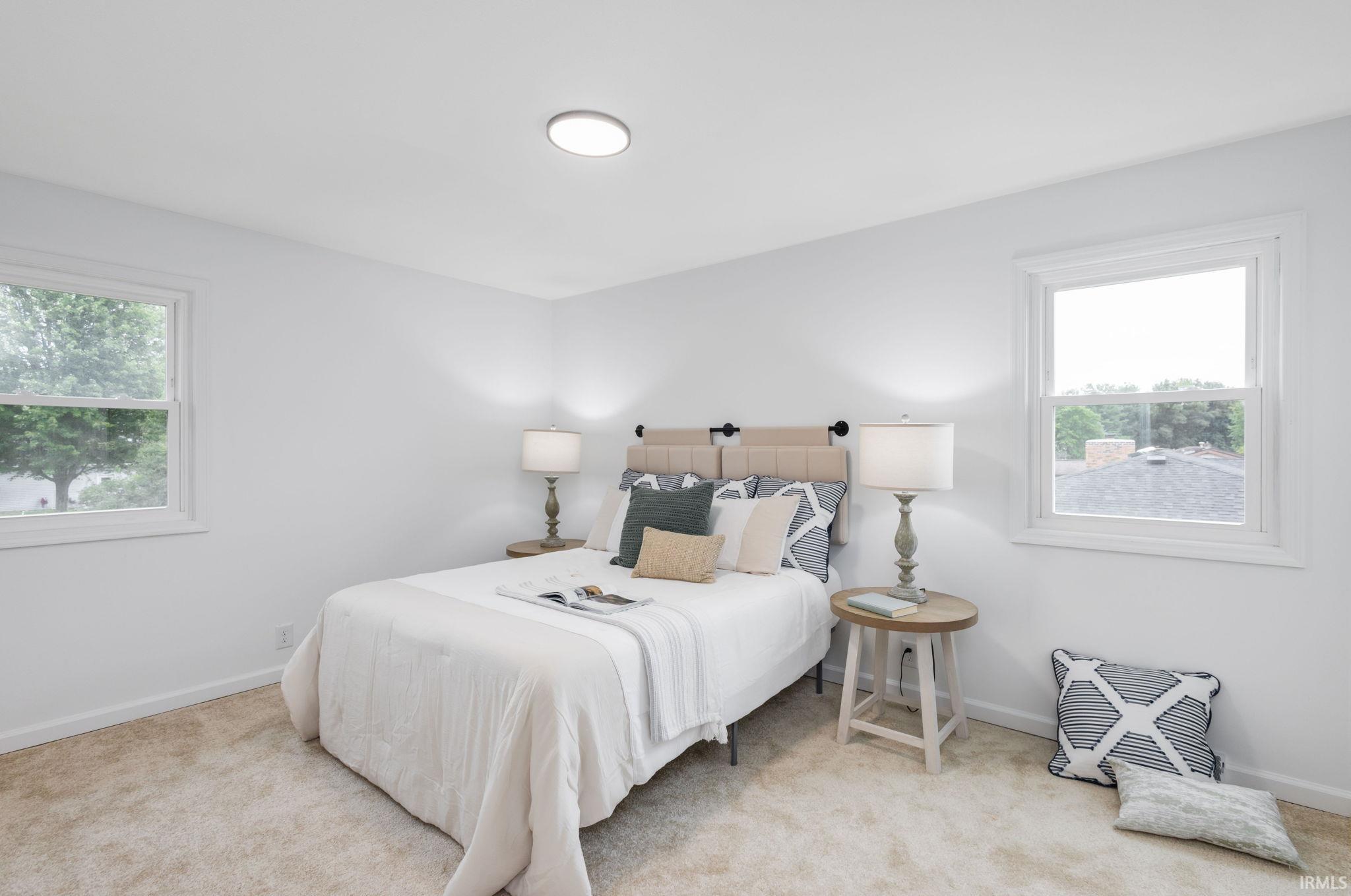 Elkhart, Indiana 46516, United States, 4 Bedrooms Bedrooms, ,3 BathroomsBathrooms,Residential,Active,202101