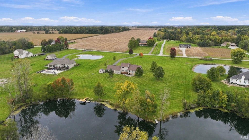 Photo of 6875 W Maple Grove Road, Huntington, IN 46750 (MLS # 202642106)