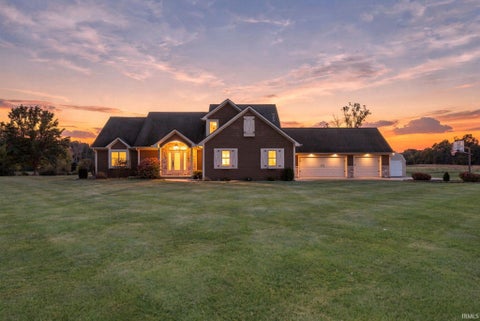 Photo of 6875 W Maple Grove Road, Huntington, IN 46750 (MLS # 202642106)