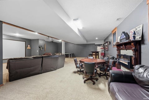 Tiny photo for 6875 W Maple Grove Road, Huntington, IN 46750 (MLS # 202642106)