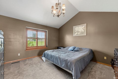 Tiny photo for 6875 W Maple Grove Road, Huntington, IN 46750 (MLS # 202642106)