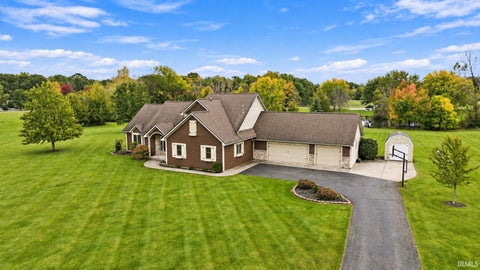 Tiny photo for 6875 W Maple Grove Road, Huntington, IN 46750 (MLS # 202642106)