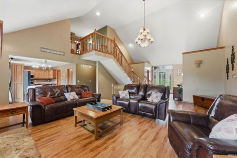 Tiny photo for 6875 W Maple Grove Road, Huntington, IN 46750 (MLS # 202642106)
