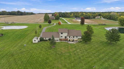 Tiny photo for 6875 W Maple Grove Road, Huntington, IN 46750 (MLS # 202642106)