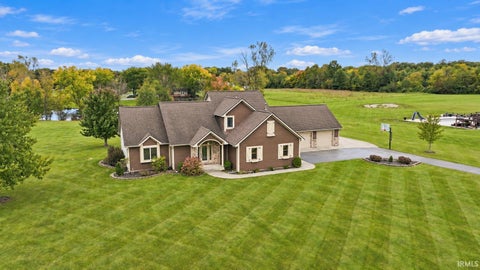 Tiny photo for 6875 W Maple Grove Road, Huntington, IN 46750 (MLS # 202642106)