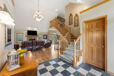 Tiny photo for 6875 W Maple Grove Road, Huntington, IN 46750 (MLS # 202642106)