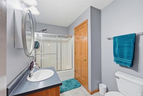 Tiny photo for 6875 W Maple Grove Road, Huntington, IN 46750 (MLS # 202642106)