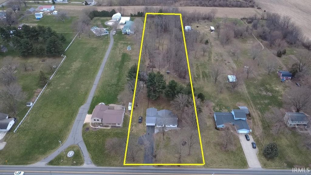 Photo of 21150 County Road 40, Goshen, IN 46526 (MLS # 202608773)