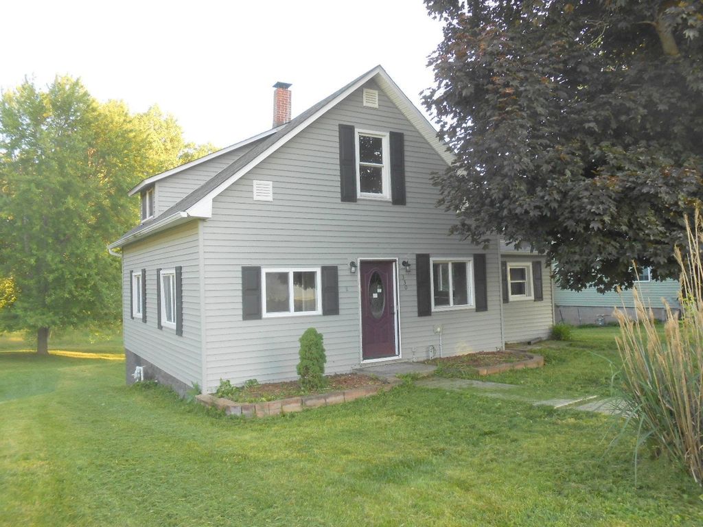 Photo of 330 Jones Avenue, Warren, IN 46792 (MLS # 202620498)