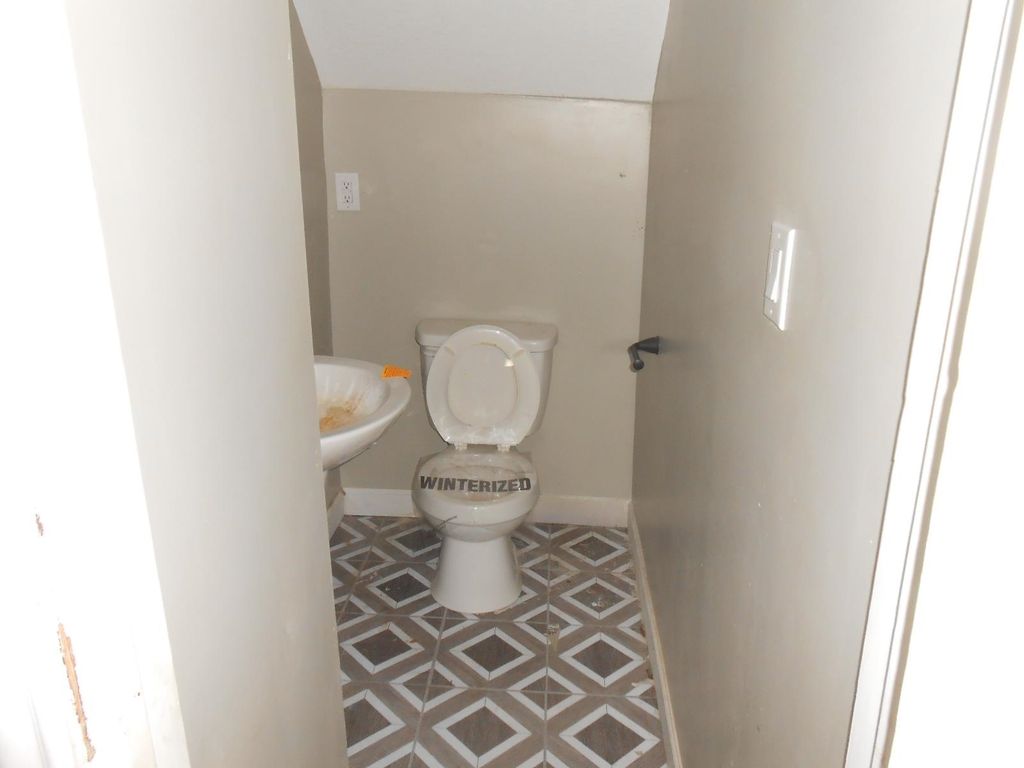 Photo of 330 Jones Avenue, Warren, IN 46792 (MLS # 202620498)
