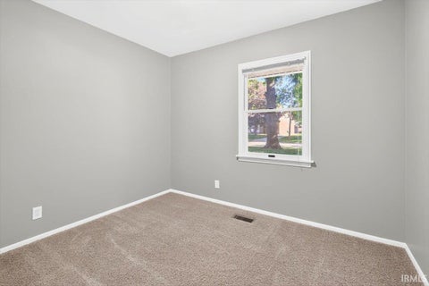 Tiny photo for 20 Chesapeake Court, Lafayette, IN 47909 (MLS # 202642381)