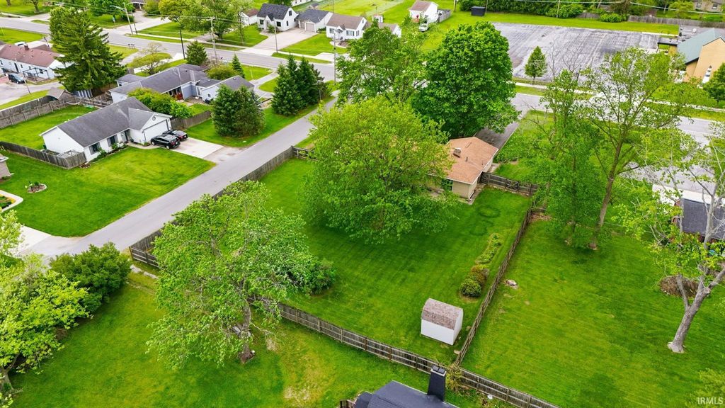 Photo of 2710 Reed Road, Fort Wayne, IN 46815 (MLS # 202618961)