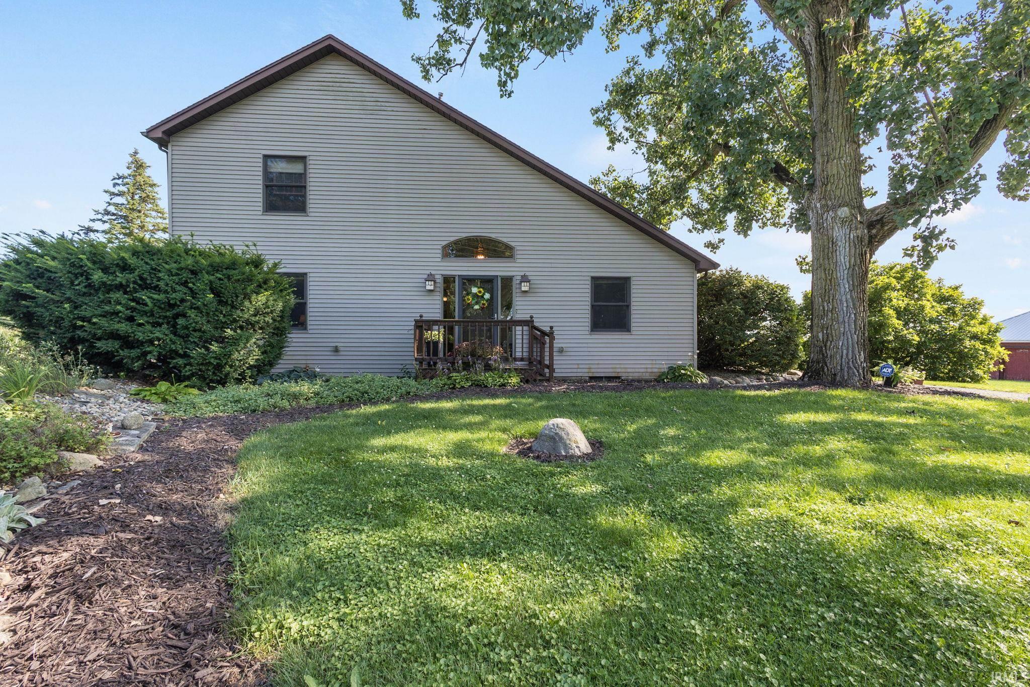 Mishawaka, Indiana 46544, United States, 5 Bedrooms Bedrooms, ,3 BathroomsBathrooms,Residential,Pending,214228