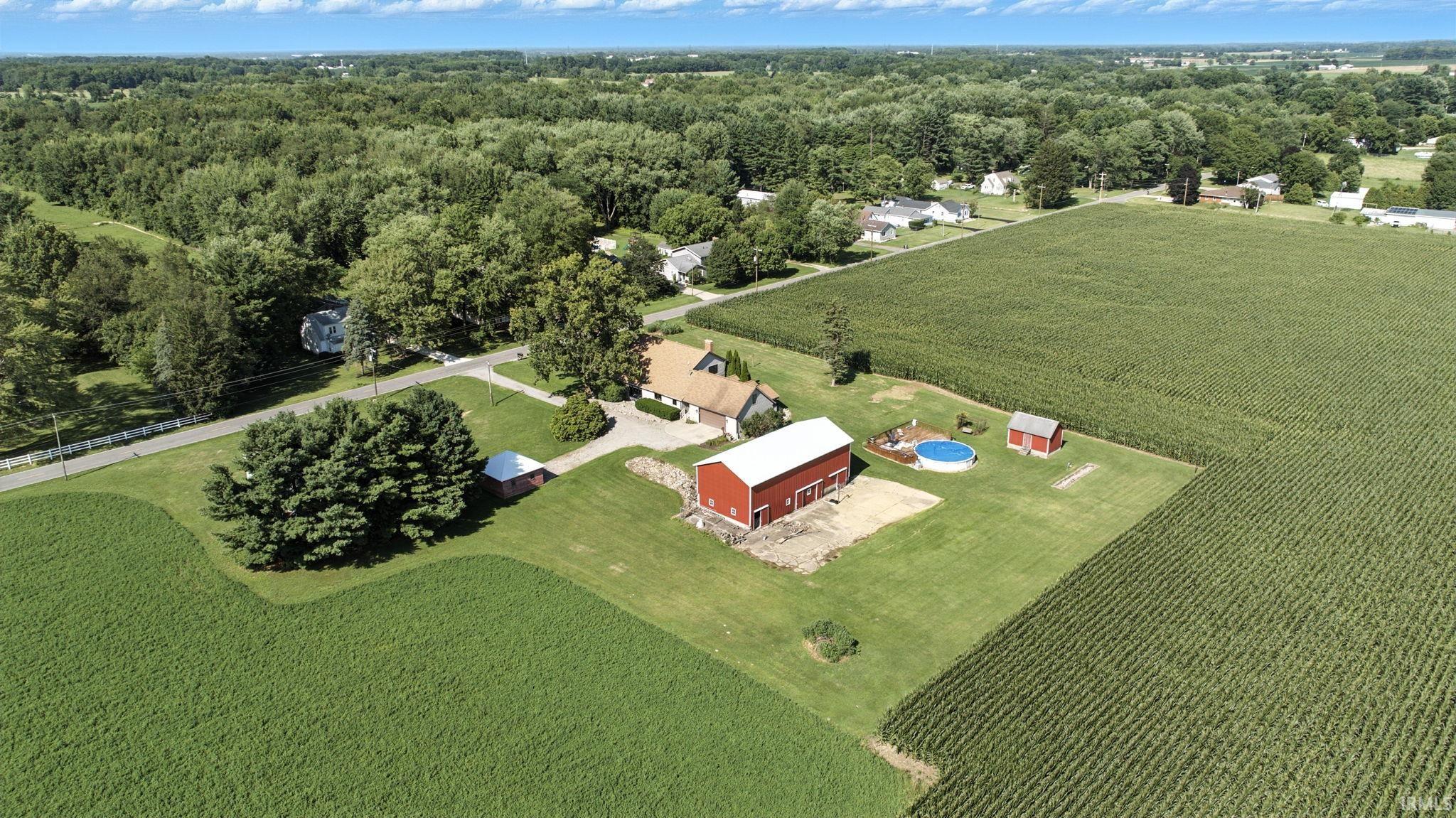 Mishawaka, Indiana 46544, United States, 5 Bedrooms Bedrooms, ,3 BathroomsBathrooms,Residential,Pending,214228