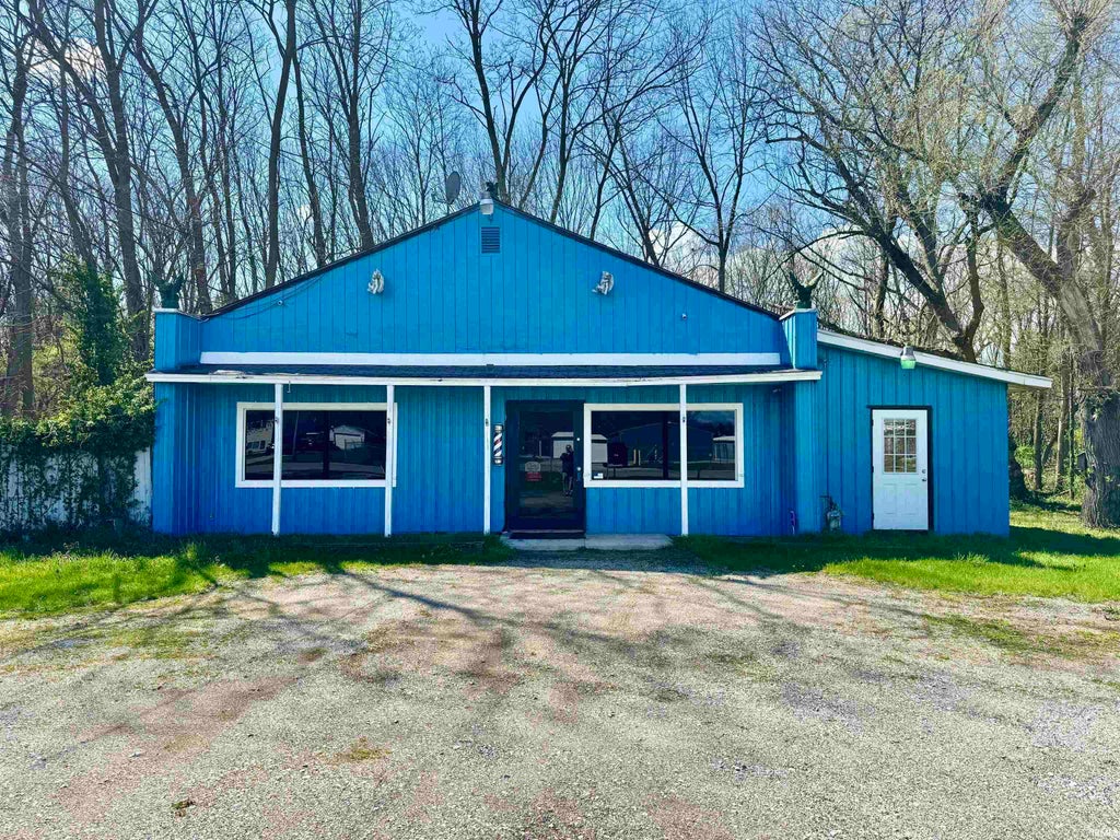 Photo of 55057 Mayflower Road, South Bend, IN 46628 (MLS # 202630539)