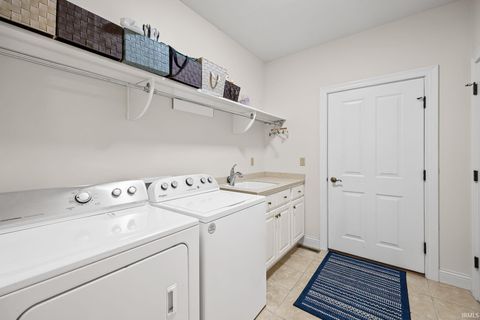 Tiny photo for 864 Commodores Circle, Lafayette, IN 47909 (MLS # 202609559)