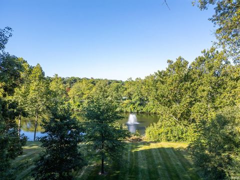 Tiny photo for 864 Commodores Circle, Lafayette, IN 47909 (MLS # 202609559)