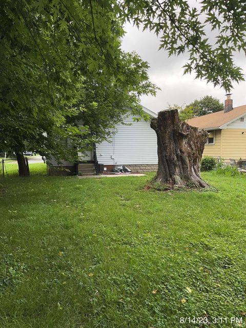 Tiny photo for 603 E North Street, Kokomo, IN 46901 (MLS # 202603753)