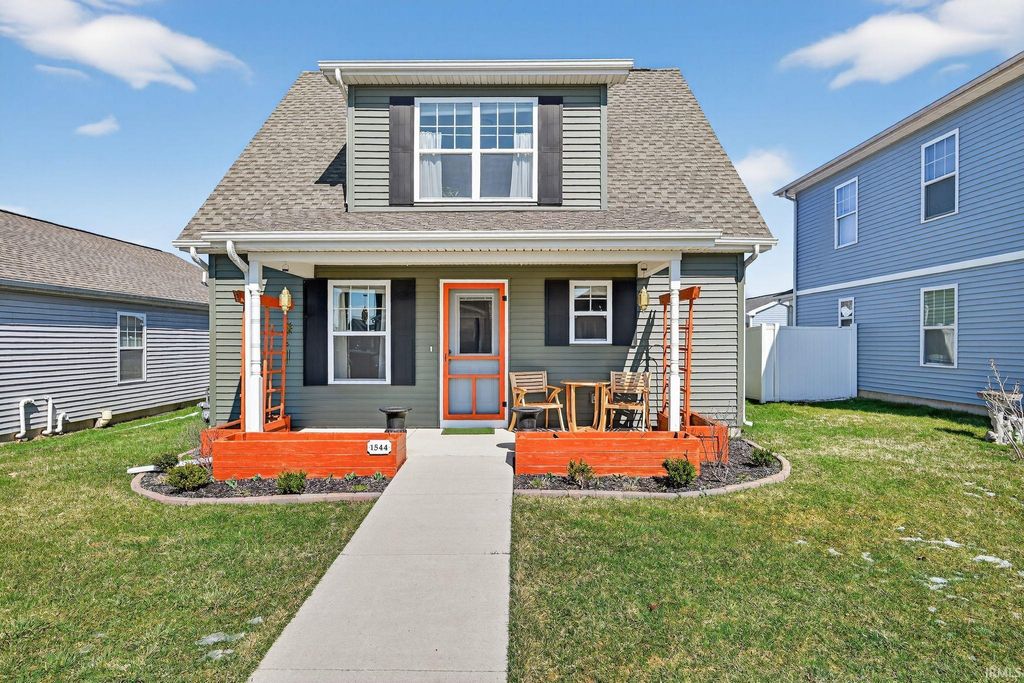 Photo of 1544 E Edgar Avenue, Mishawaka, IN 46545 (MLS # 202609659)