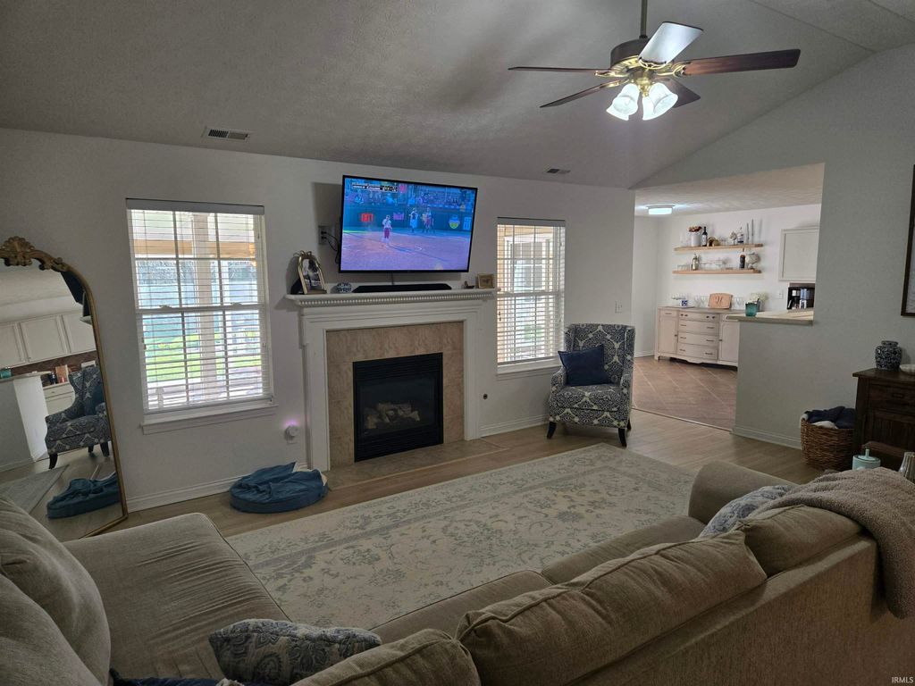 Photo of 9830 Clippinger Road, Evansville, IN 47725 (MLS # 202619025)