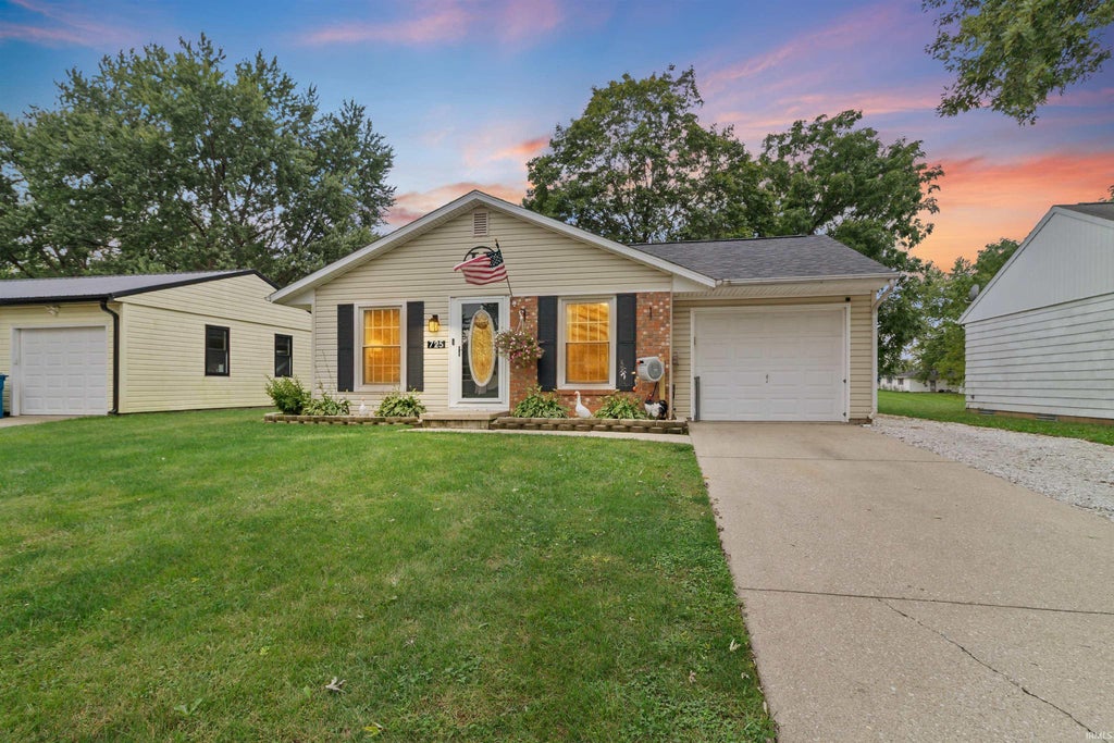 Photo of 725 Beech Drive, Gas City, IN 46933 (MLS # 202639234)