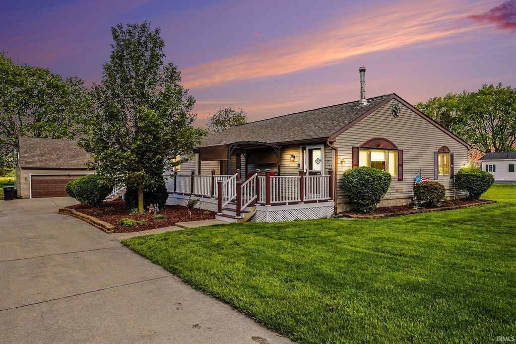 Photo of 51837 Mayflower Road, South Bend, IN 46628 (MLS # 202613034)