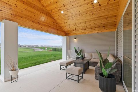 Tiny photo for 2507 Tigers Trail, Decatur, IN 46733 (MLS # 202612555)