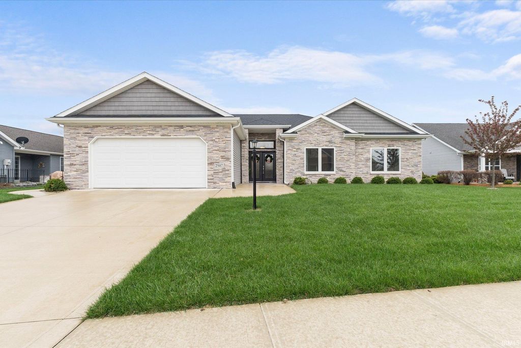 Photo of 2507 Tigers Trail, Decatur, IN 46733 (MLS # 202612555)