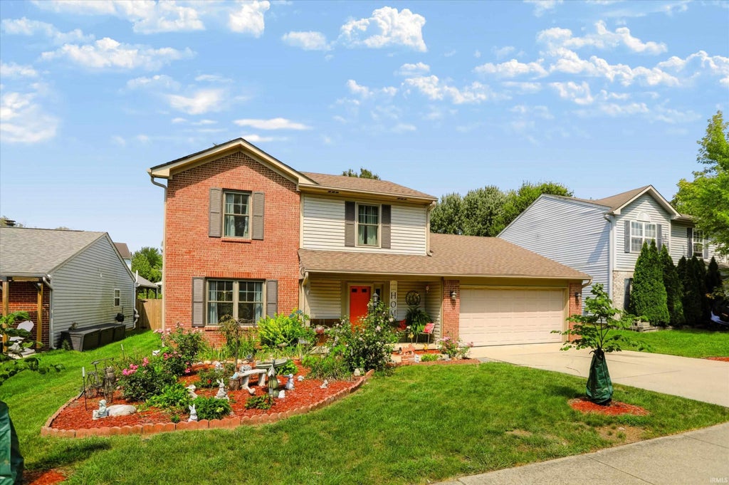 Photo of 1544 W Edinburgh Bend, Bloomington, IN 47403 (MLS # 202636723)