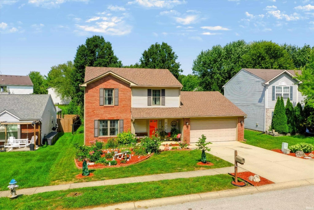 Photo of 1544 W Edinburgh Bend, Bloomington, IN 47403 (MLS # 202636723)