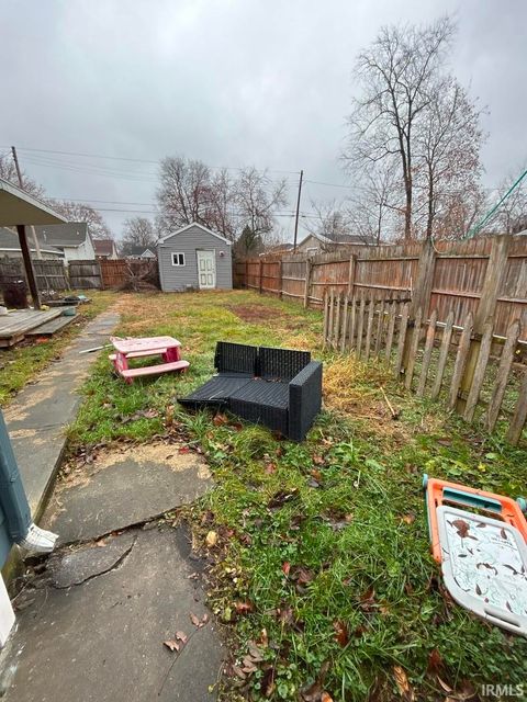 Tiny photo for 1607 E 36Th Street, Marion, IN 46953 (MLS # 202542326)