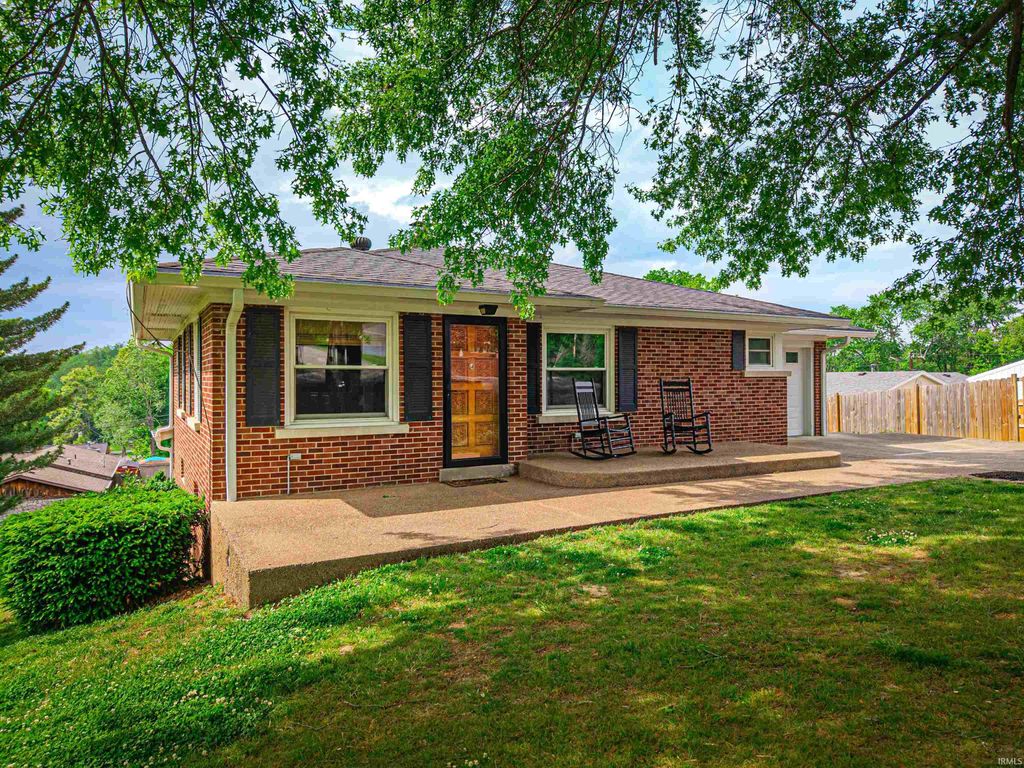 Photo of 5206 Bridgeview Drive, Evansville, IN 47712 (MLS # 202615857)