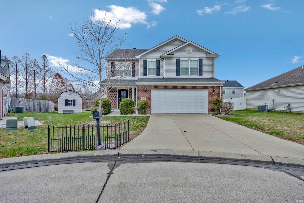 Photo of 11435 Caracaras Court, Evansville, IN 47725 (MLS # 202548086)
