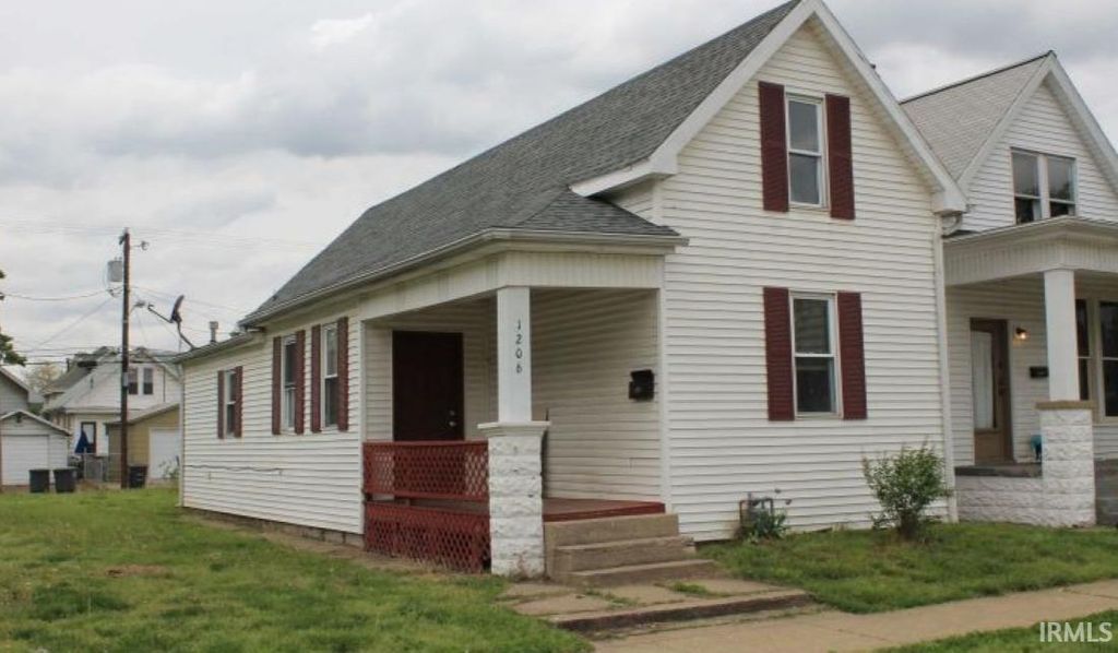 Photo of 1206 Oakley Street, Evansville, IN 47710 (MLS # 202606891)