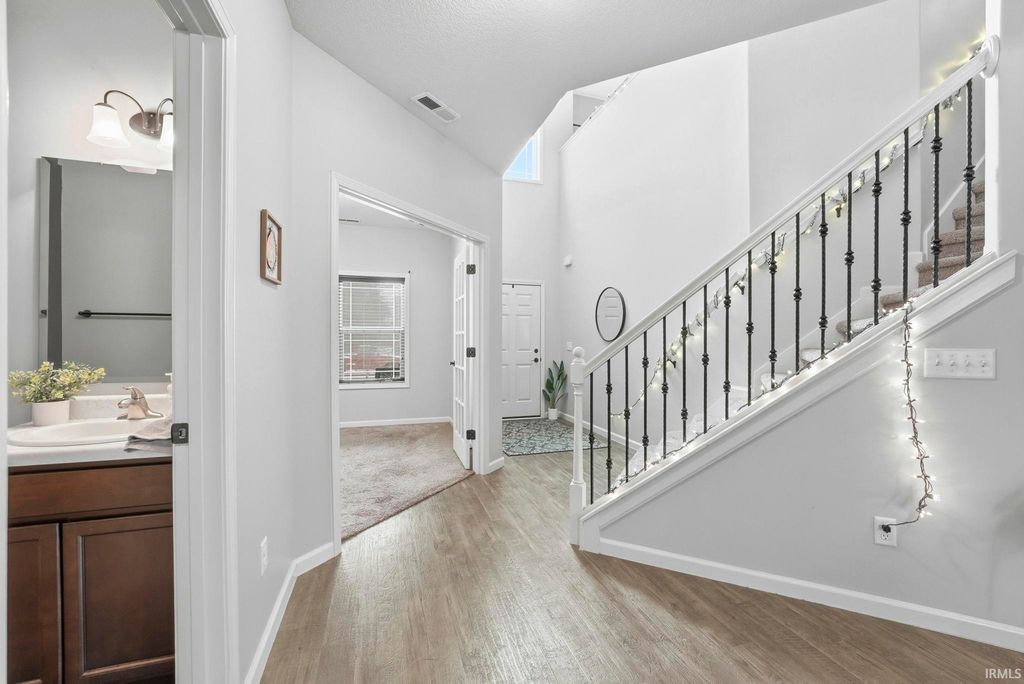 Photo of 6291 Bellechase Boulevard, Fort Wayne, IN 46835 (MLS # 202600212)