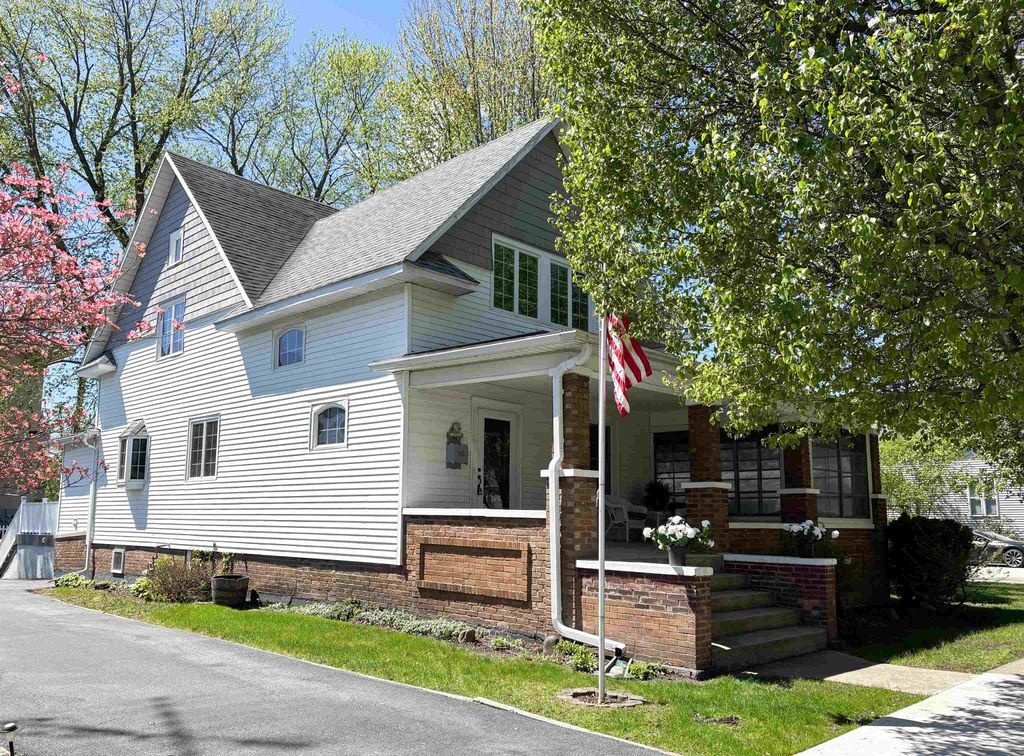 Photo of 315 E Washington Street, Culver, IN 46511 (MLS # 202614356)