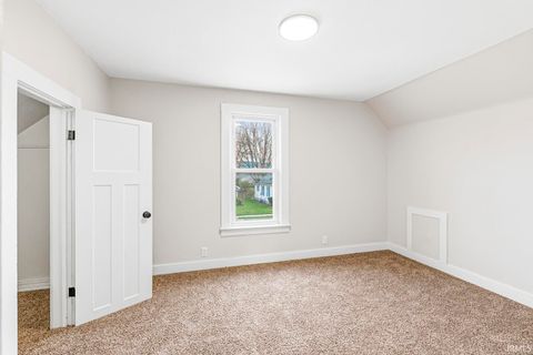 Tiny photo for 1434 E 4th Street, Mishawaka, IN 46544 (MLS # 202612061)
